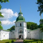 вхід до Спасо-Преображенського монастиря